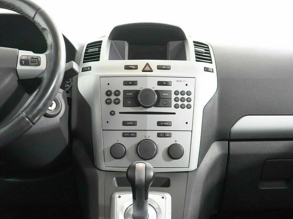 Opel Zafira B Рестайлинг, фото №5