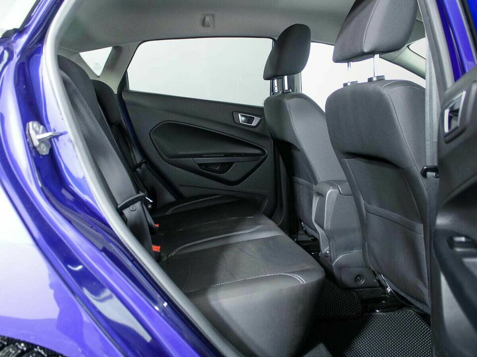Ford Fiesta Mk6 Рестайлинг, фото №6