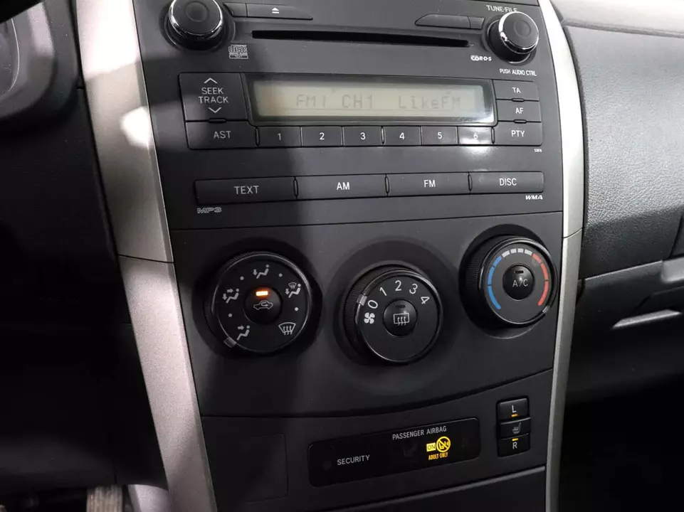 Toyota Corolla, фото №11