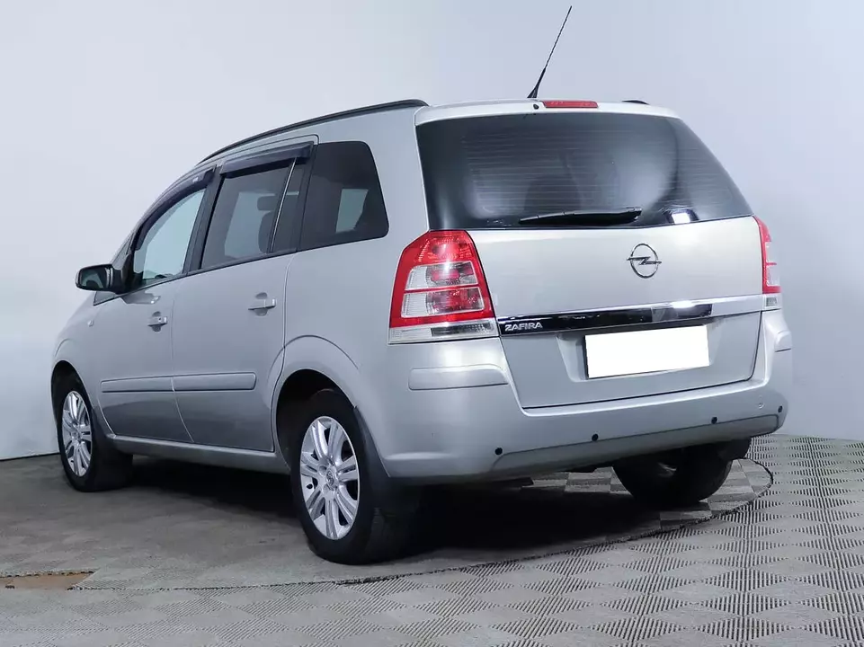 Opel Zafira, фото №2