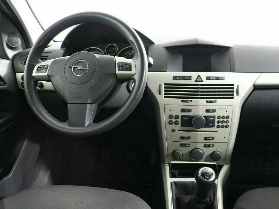 Opel Astra H Рестайлинг, фото №6