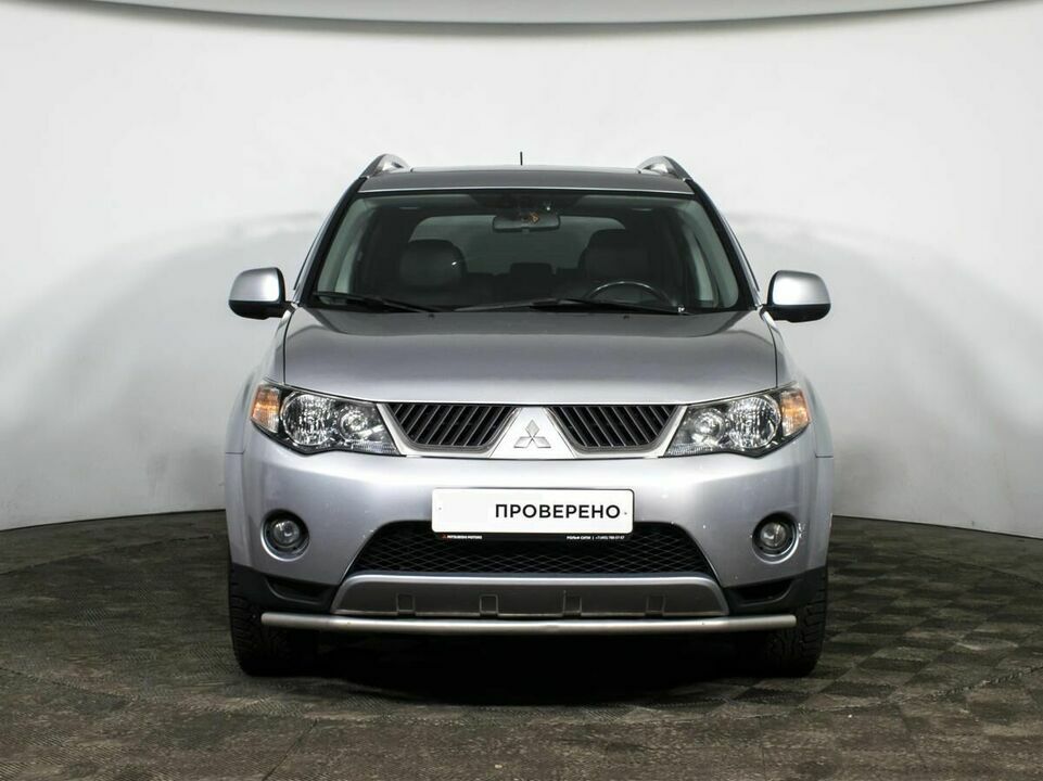 Mitsubishi Outlander, фото №2