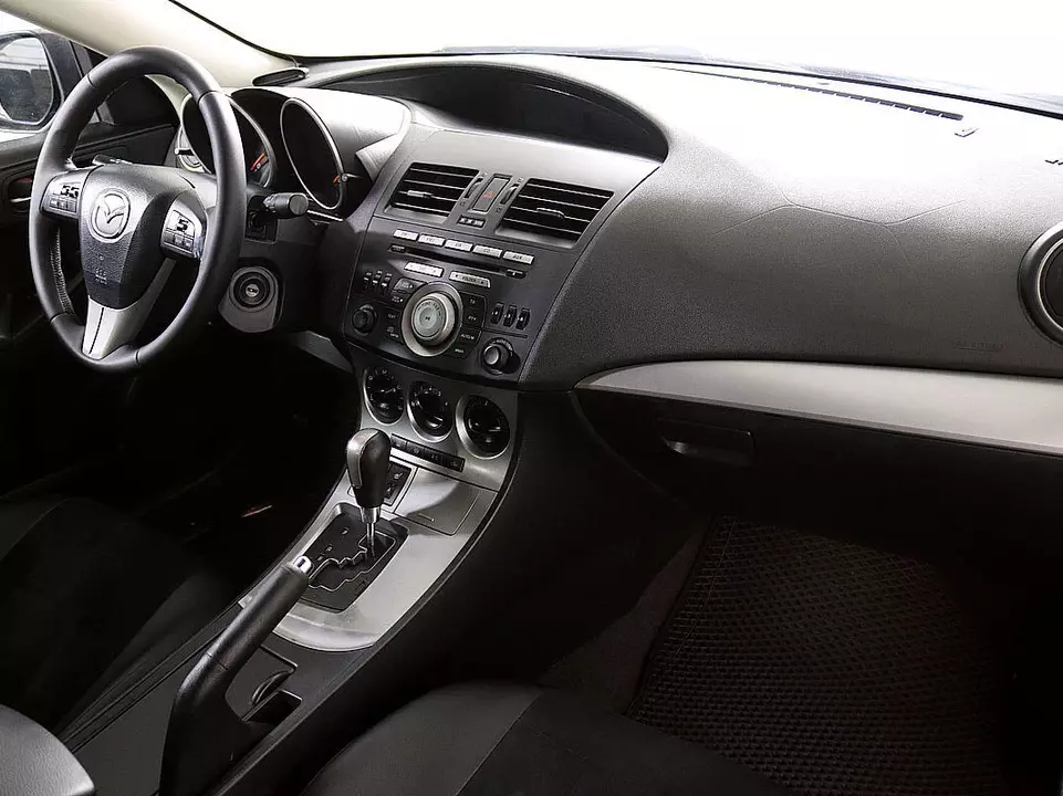 Mazda 3, фото №9
