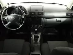 Toyota Avensis, фото №8