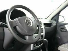 Renault Sandero 1.6 Автомат, фото №5