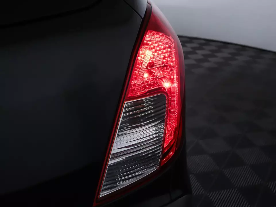 Opel Antara, фото №20