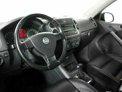 Volkswagen Tiguan 2.0 Автомат, фото №8