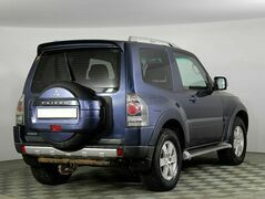 Mitsubishi Pajero IV, фото №2