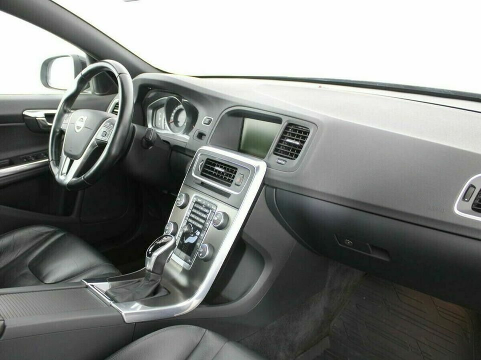 Volvo S60 II Рестайлинг, фото №6