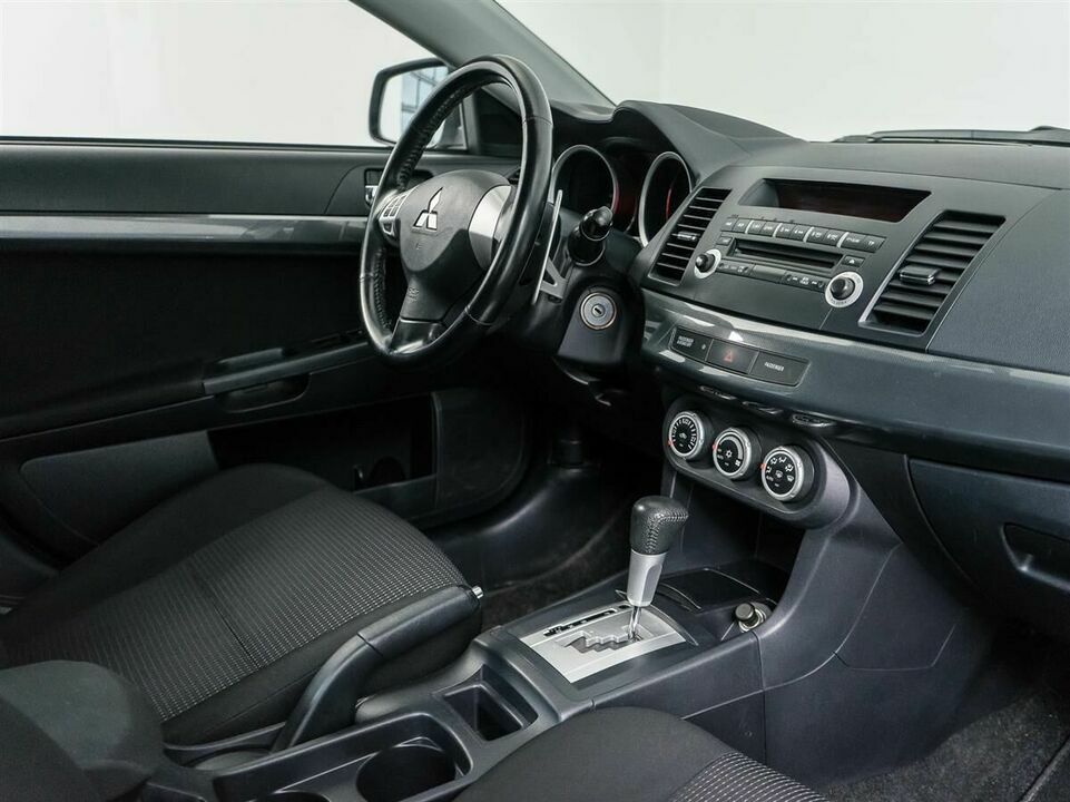 Mitsubishi Lancer, фото №5