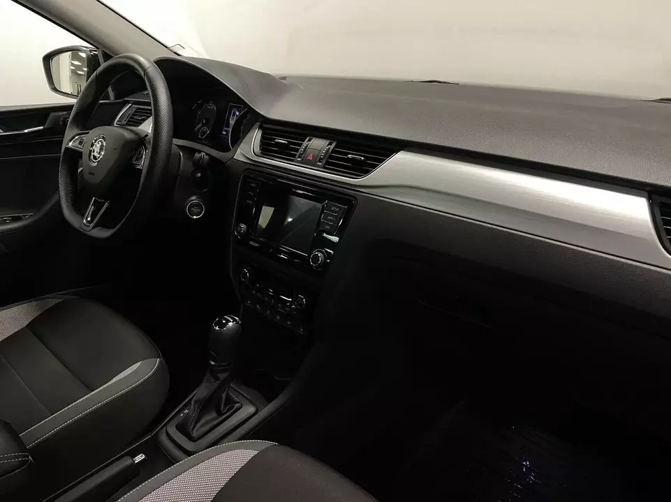 Skoda Rapid, фото №11