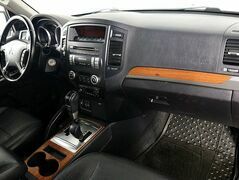 Mitsubishi Pajero IV, фото №10