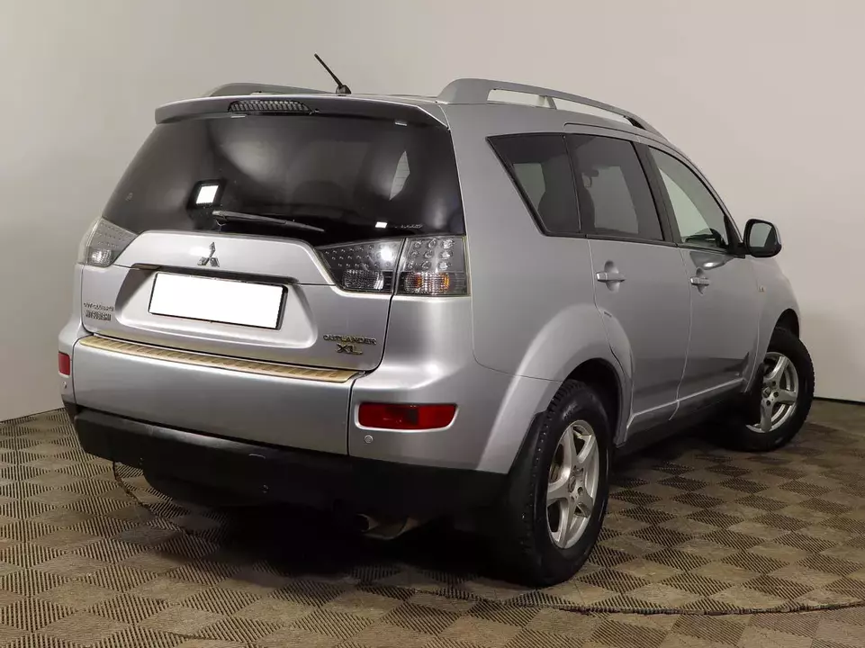 Mitsubishi Outlander, фото №4