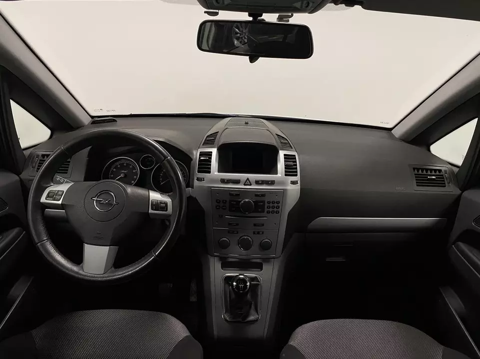 Opel Zafira, фото №10