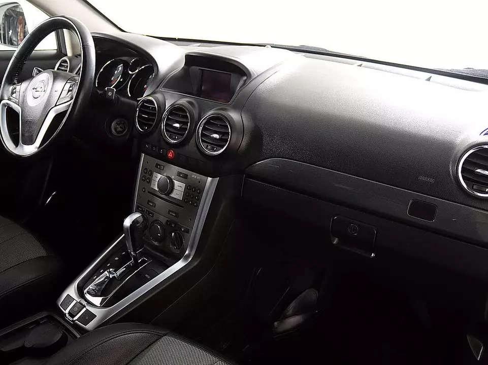 Opel Antara, фото №10