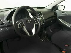 Hyundai Solaris 1.6 Автомат, фото №10