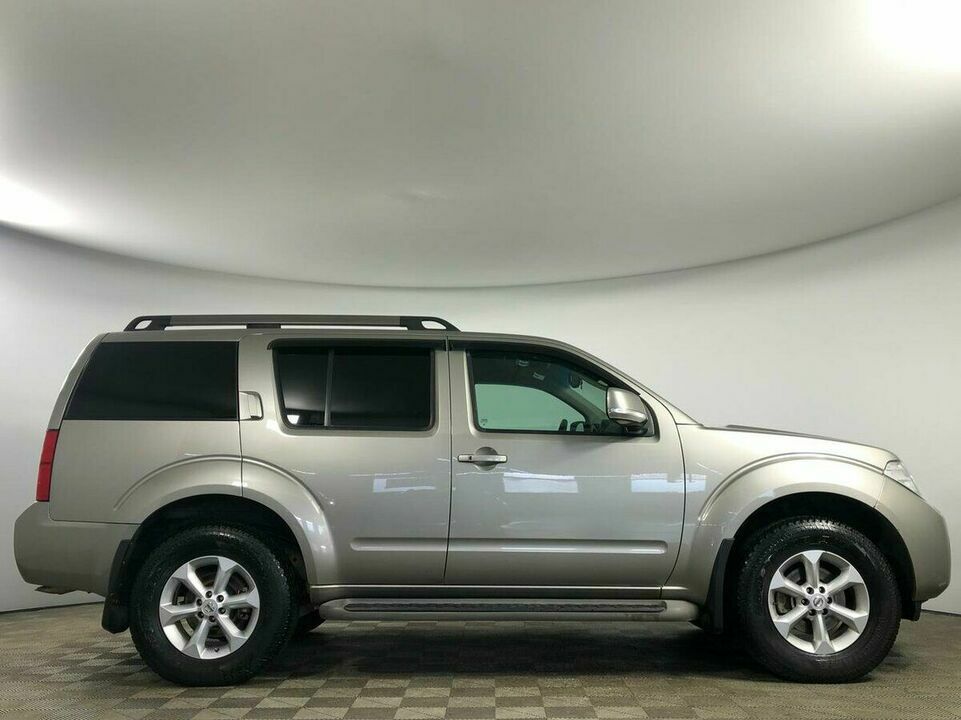 Nissan Pathfinder III Рестайлинг, фото №4