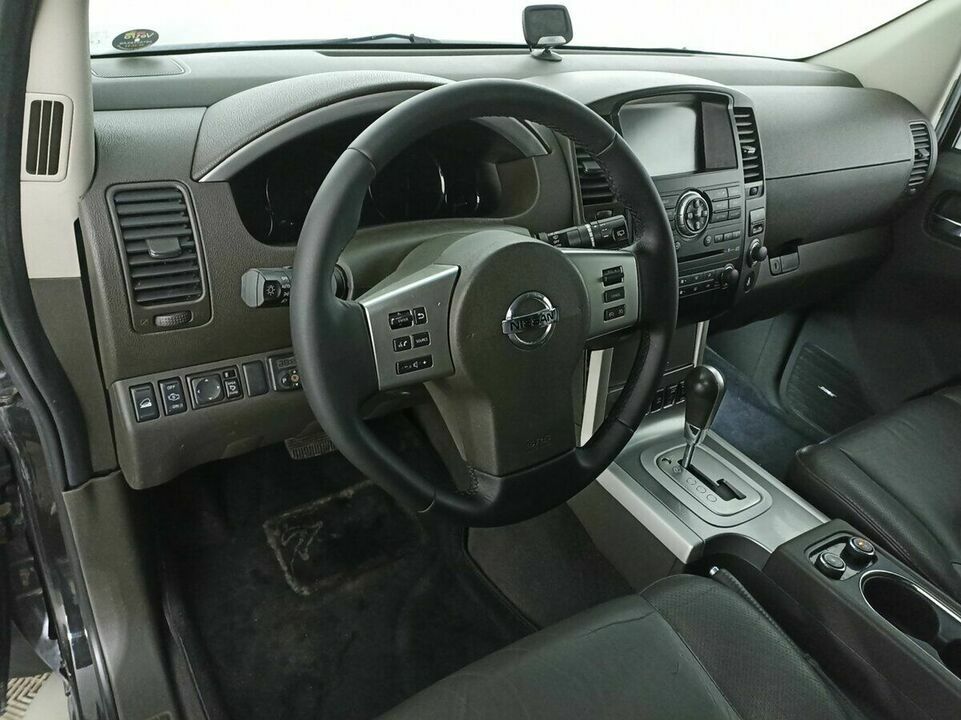 Nissan Pathfinder III Рестайлинг, фото №8