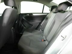 Volkswagen Jetta VI, фото №9