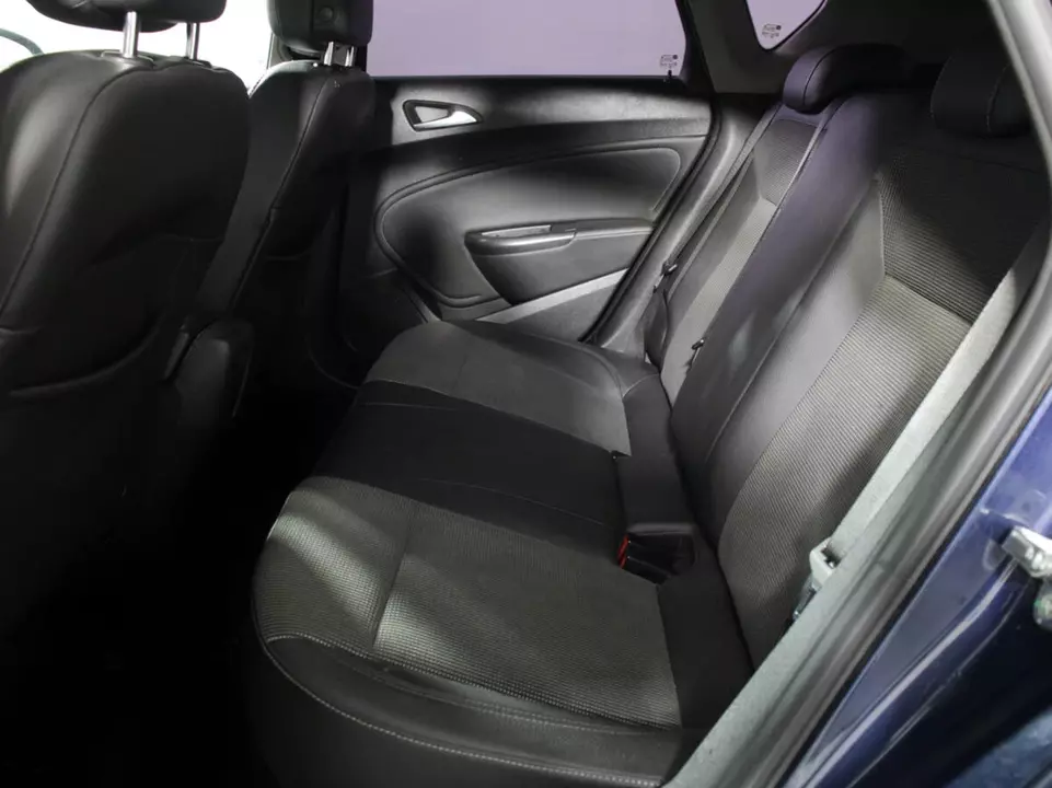 Opel Astra, фото №10