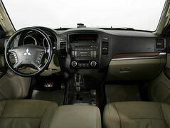 Mitsubishi Pajero IV, фото №5