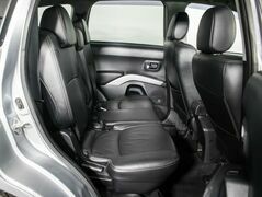 Mitsubishi Outlander, фото №11