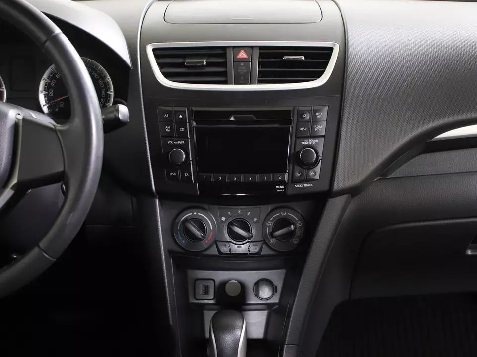 Suzuki Swift, фото №13
