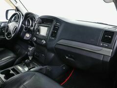 Mitsubishi Pajero IV Рестайлинг 1, фото №10