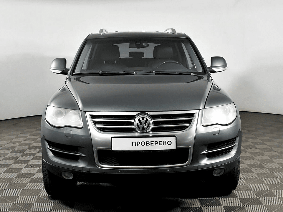 Volkswagen Touareg I Рестайлинг, фото №1