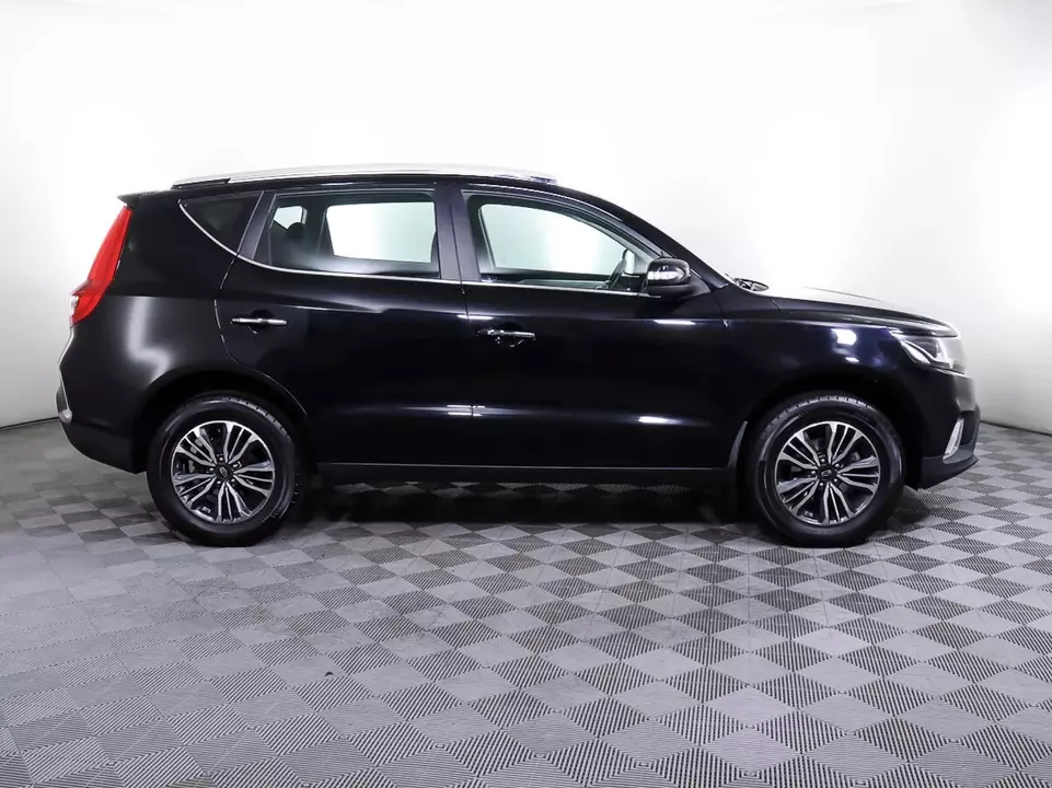 Geely Emgrand X7, фото №4
