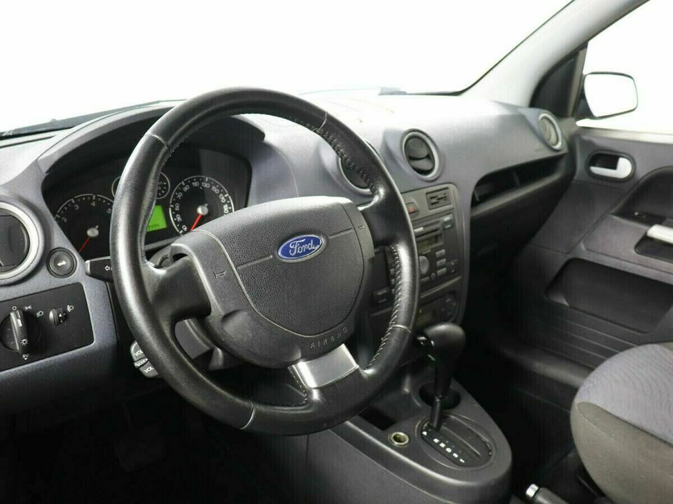 Ford Fusion I Рестайлинг, фото №7