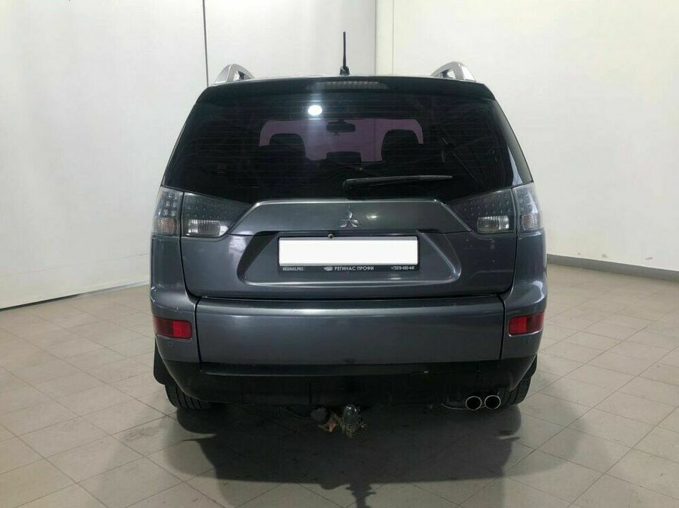Mitsubishi Outlander II, фото №3