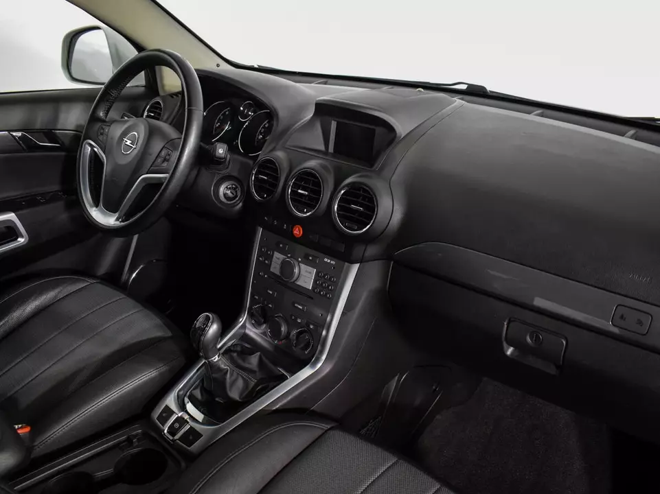 Opel Antara, фото №9