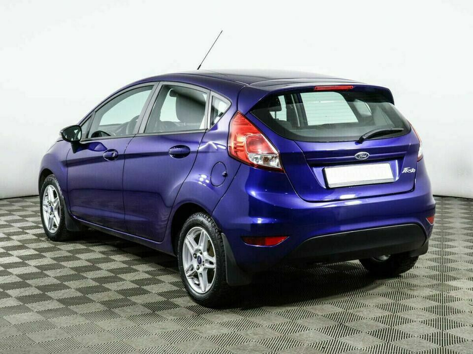 Ford Fiesta Mk6 Рестайлинг, фото №4