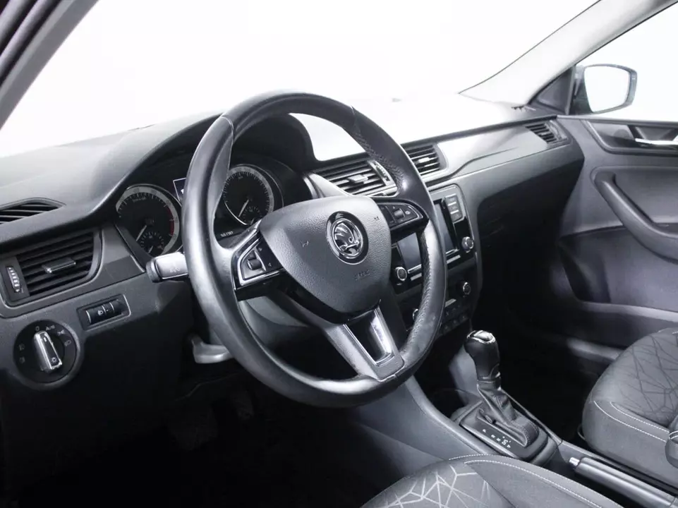 Skoda Rapid, фото №14