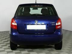 Skoda Fabia II Рестайлинг, фото №3