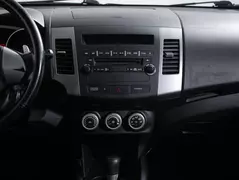 Mitsubishi Outlander, фото №13