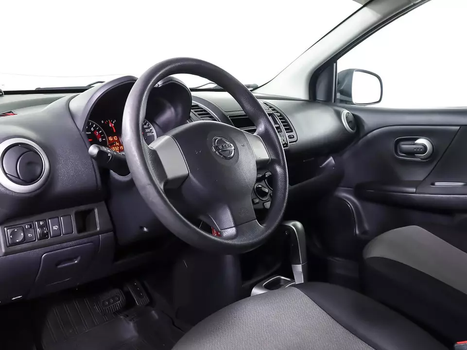 Nissan Note, фото №16
