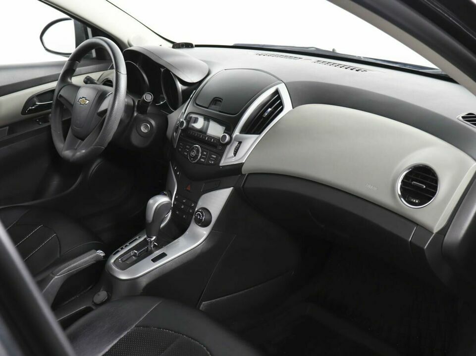 Chevrolet Cruze, фото №12