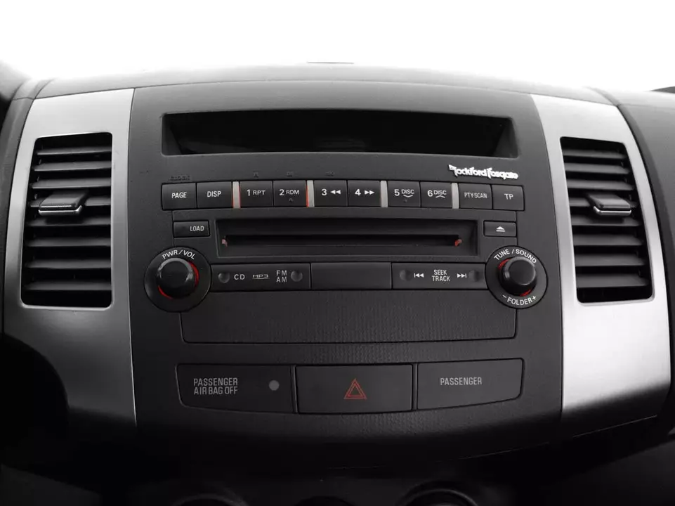 Mitsubishi Outlander, фото №13