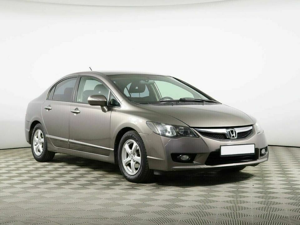 Honda Civic VIII Рестайлинг, фото №2