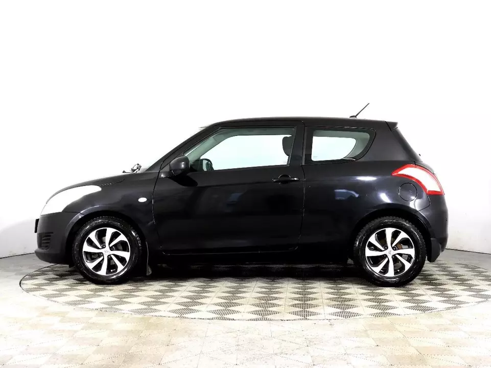 Suzuki Swift, фото №8