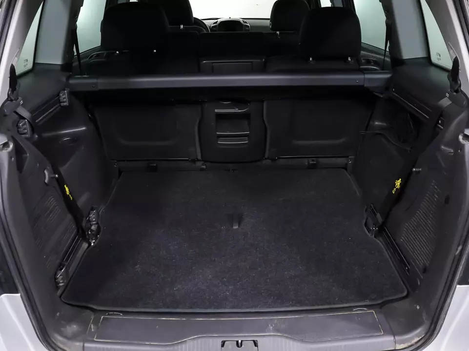 Opel Zafira, фото №10