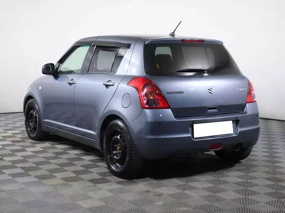 Suzuki Swift, фото №7