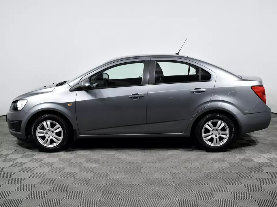 Chevrolet Aveo, фото №8