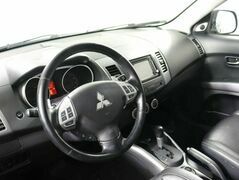 Mitsubishi Outlander II, фото №5