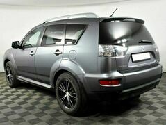 Mitsubishi Outlander 2.0 Вариатор, фото №3