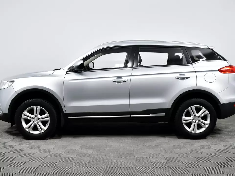 Geely Atlas, фото №8