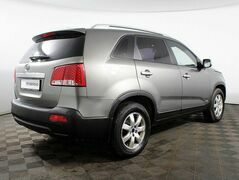 Kia Sorento, фото №8
