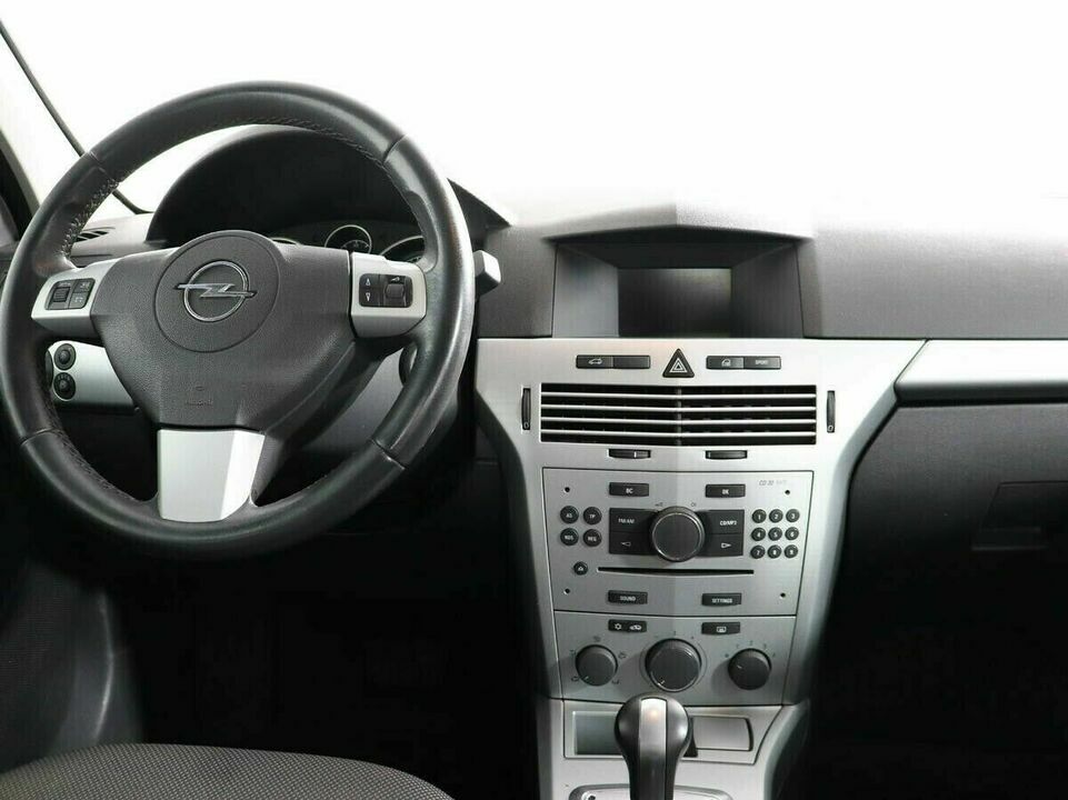 Opel Astra H Рестайлинг, фото №6